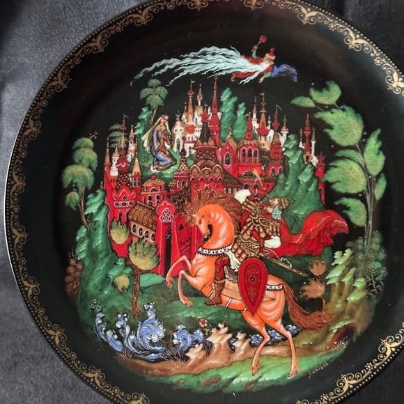Ruslan and Ludmilla, first plate in Russian Legends Collection - Picture 1 of 5